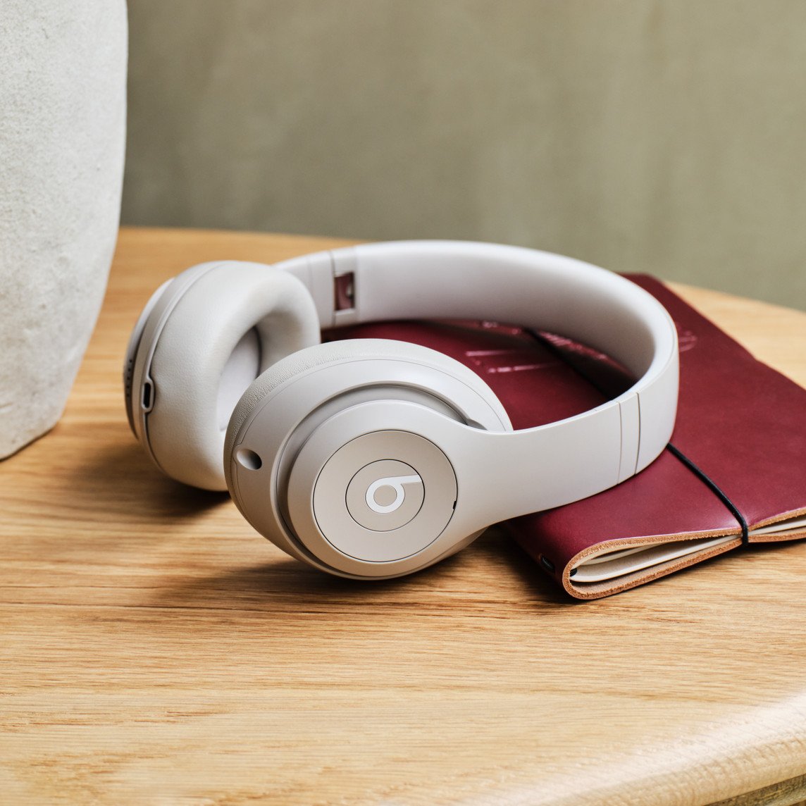 Beats Studio Pro Wireless Headphones – Sandstone